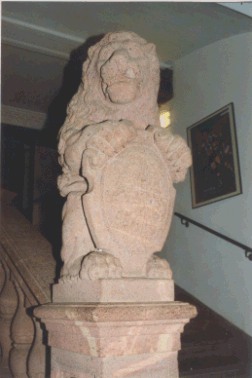 Treppenaufgang im Alten Rathaus aus Rochlitzer Porphyrtuff