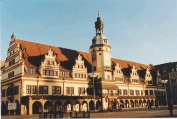 Altes Rathaus:         				 Renaissance, von Hieronymus Lotter 1556/57 erbaut