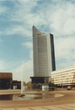 City-Hochhaus, mit chinesischem Granit verkleidet